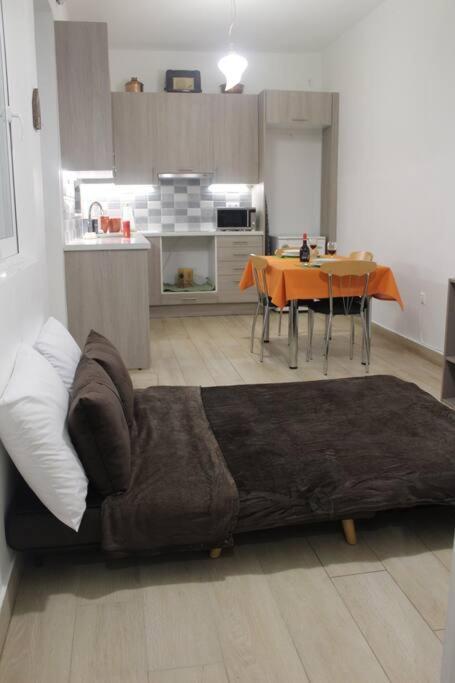 Ranias'S House 2 Apartment Piraeus Exterior photo